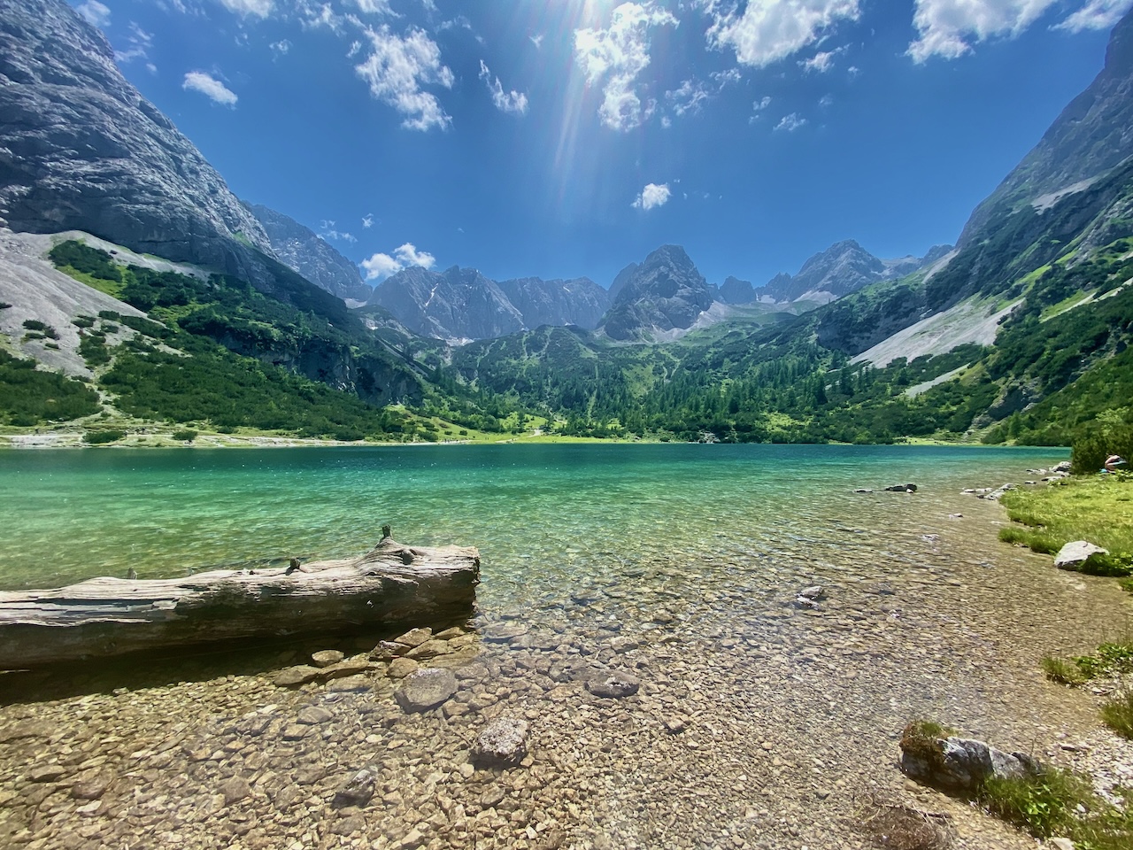 Prominent but worthwhile photo destination – Lake Seebensee, Austria